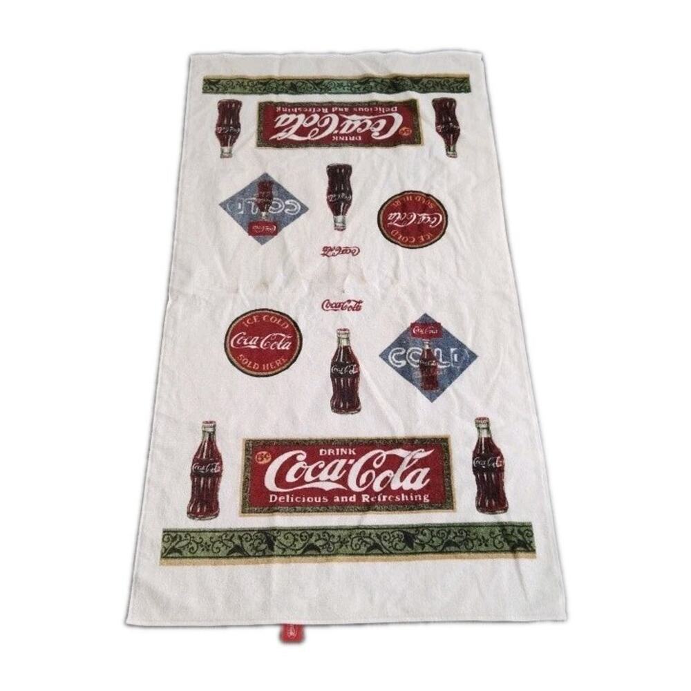 Vintage Coca Cola Soda/Pop Delicious & Refreshing Towel Set Used